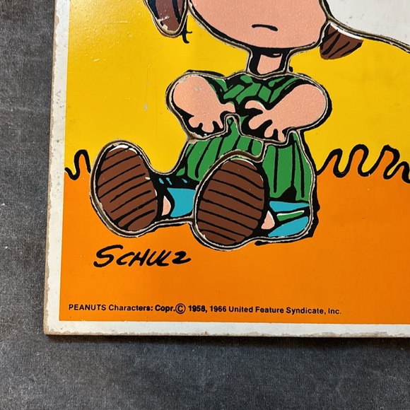 Vintage Made in USA Peanuts Snoopy & Peppermint Patty Playskool wooden puzzle - Picture 5 of 9